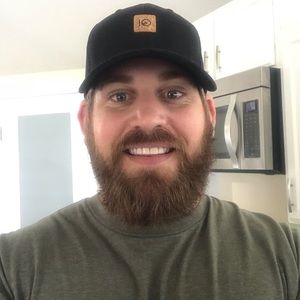 Meet your Posher, Thomas